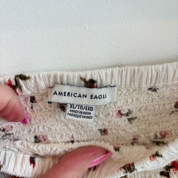 American Eagle Smocked Puff Sleeve Floral Blouse Womens Size XL Dainty Florals - Picture 4 of 8